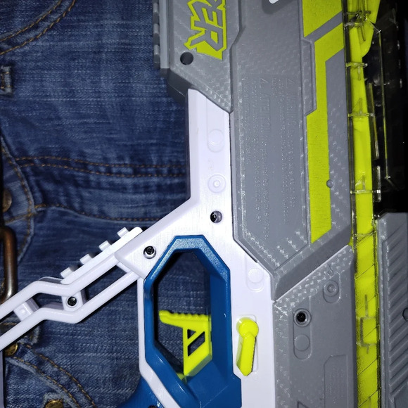 Nerf Hyper Rush-40 - Picture 3 of 4